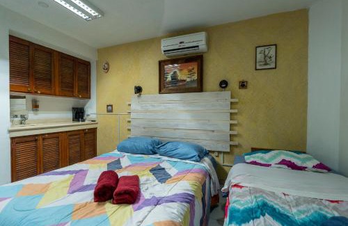 Guadalajara Municipality House | GDL Home with Roof Ideal for Groups & Families