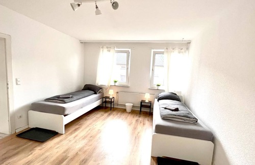 Gelsenkirchen-Mitte Apartment | Ge08 - Ferienwohnung in Gelsenkirchen, 65 qm, 2 Zimmer, Max. 4 Personen