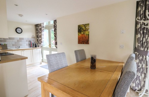 Pentrefelin Cottage | Gelli Barn