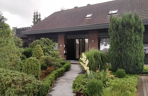 Papenburg Apartment | Gemütliche Fewo Zwischen Oben- und Untenende
