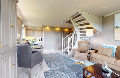 Großmorsum Apartment | Gemütliche Maisonettewohnung mit Blick Aufs Watt in Ruhiger, Ländlicher Lage