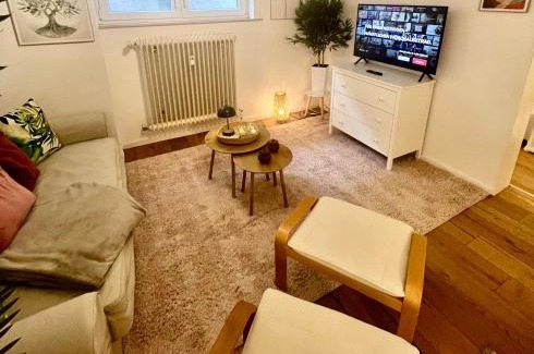 Homburg Apartment | Gemütliche Souterrain Wohnung neben der Universitätsklinik in Homburg