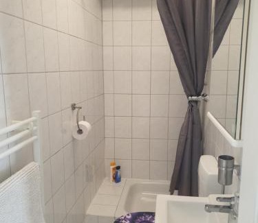 Oberhausen-Sud Apartment | Gemütliche Wohnung zentral Augsburg