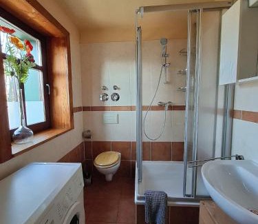Oberdorla Apartment | Gemütliches 1-Zimmer-Appartment mit Balkon