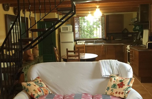Son Antem House | Geminis Aquarium House 2-4 Persons