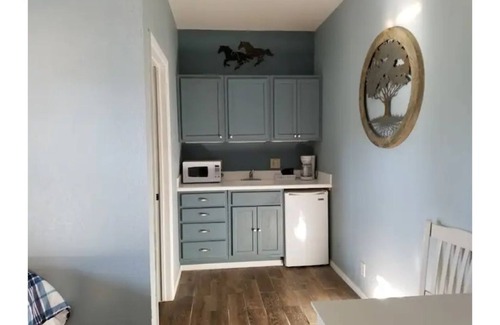 Pennington Apartment | "General Store" at Oak Arbor