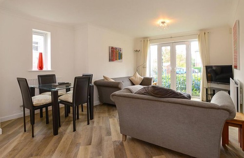 West Bridgford Apartment | Generous & Available Ground Flr Apt,West Bridgford