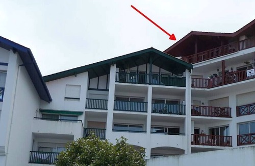 Hendaye Apartment | Generous holiday flat for 4 persons, WiFi