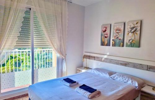 Salobrena Apartment | Genial piso en Salobreña Parking Incluido y WiFi