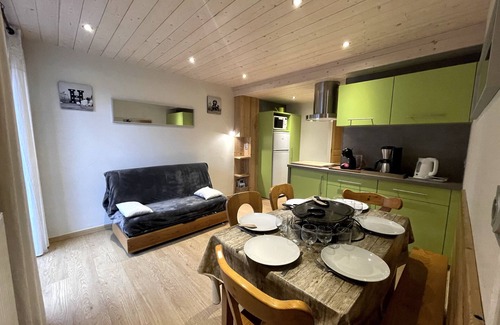 La Clusaz Apartment | Gentianes 3 - Apartment 3* village center, near ski slope for 5 people