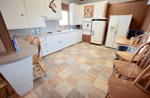 Port O Connor House | GENTLE BREEZE is Close to Beach in POC