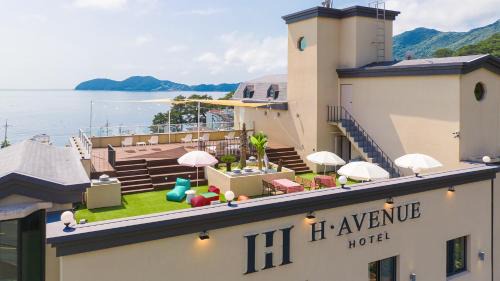 Geoje Hotel | Geoje Mongdol Beach H Avenue Hotel