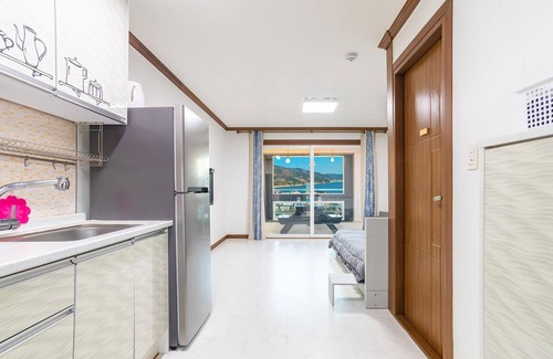 Kabae-ri House | Geoje Rockspa Pension