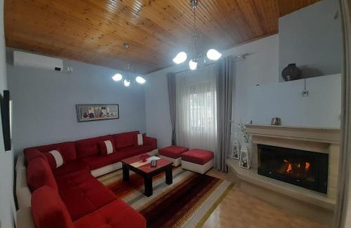Gjirokaster House | George's Apartment
