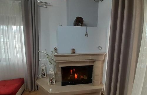 Gjirokaster House | George's Apartment