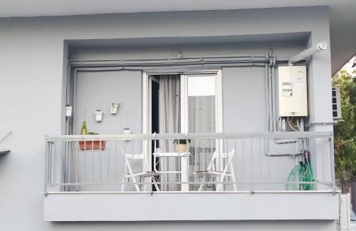 Ampelokipoi-Menemeni Apartment | George's Old House