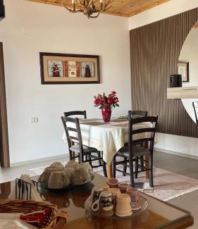 Berat House | Georgemishel Guest House