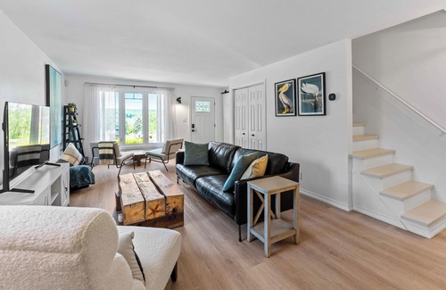 Penetanguishene House | Georgian Bay Water/Beach front Cottage