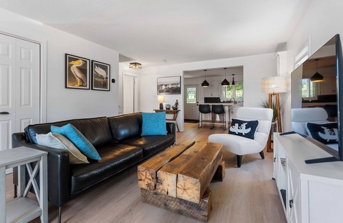 Penetanguishene House | Georgian Bay Water/Beach front Cottage