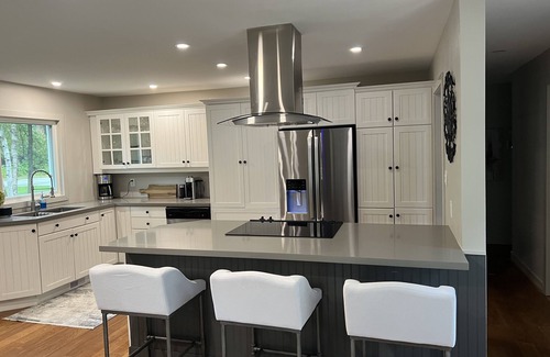 Wasaga Beach House | Georgian Bay walks to the beach.