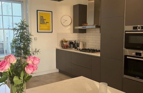 Worthing House | Georgian Townhouse on the beach