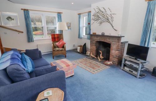 Dinas Cross House | Ger Y Traeth