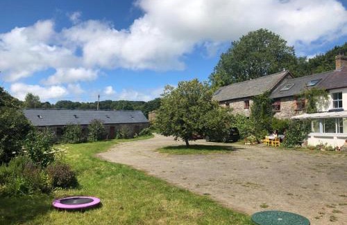 Coed Y Bryn House | Gernos Farmhouse
