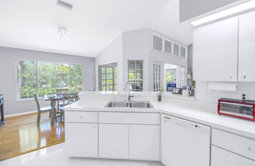 Siesta Key House | Gertrude's Siesta | Pool & Spa, 100% Private, 5-min bike to Siesta Key Beach, 3-miles to Village!