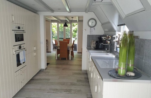 Sint Maartensvlotbrug House | Geschmackvoll Eingerichtetes Ferienhaus, 4 Personen, Wlan