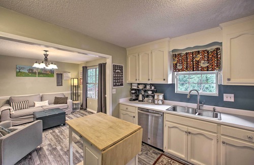 Greenville - Spartanburg Cottage | Get 10% off for week-long booking at Dog Friendly Cottage with fenced backyard