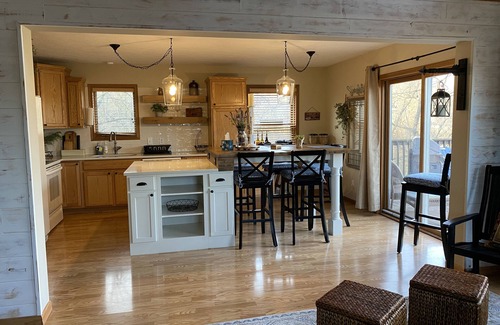 Putnam House | Get away from everyday life and enjoy nature.