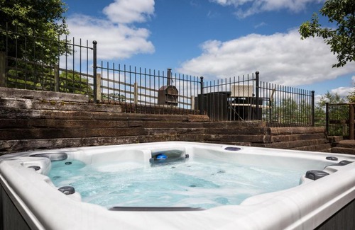 Cinderford House | Get-Togethers with function room