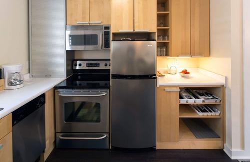 Historic District - North Apartment | Getaway for Two Only Blocks from River Street by Lucky Savannah