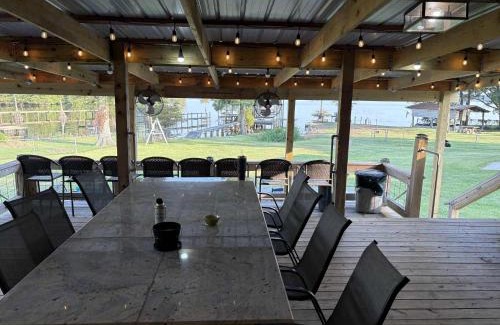 Lake View Villa | Getaway