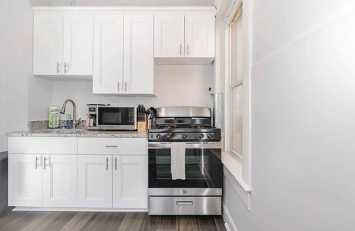 Ghent Apartment | Ghent's Colonial Estate - Suite 3