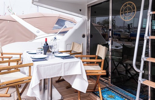 Bari City Centre Boat Rental | Gi&Gi ULTIMA. a boat for dreaming