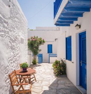 Apollonia Hotel | GIAMAKI APARTMENTS