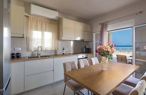 Kefalas Villa | Gianna's Panoramic Seaview Twin Villas with pools