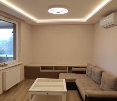 13th District Apartment | Gidofalvy