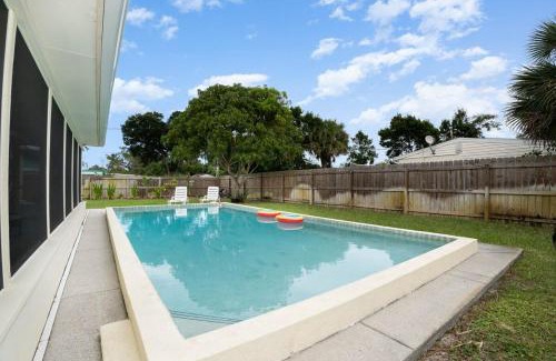 Bowe Gardens House | Ginger Home Heated Pool Beach 6mi Pet-Friendly