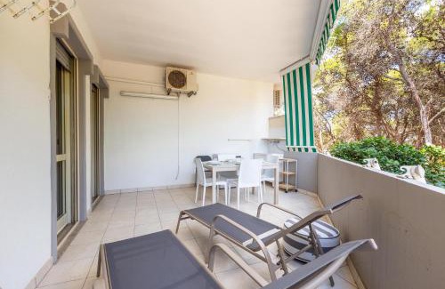 Rivabella Apartment | Gio' House by BarbarHouse