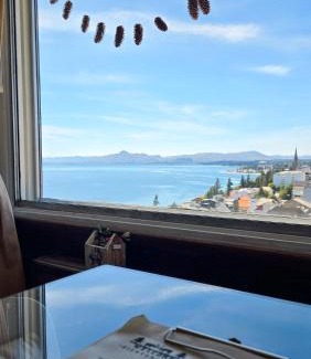 Centro Apartment | Giraluna Center depto con vista al lago en Bariloche