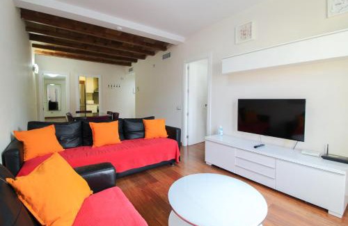 Dreta de l'Eixample Apartment | Girona 108