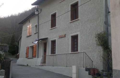 Orelle Apartment | Gite 10 to 12 pers Savoie Ideal ski : link to Val Thorens; Hiking in summer