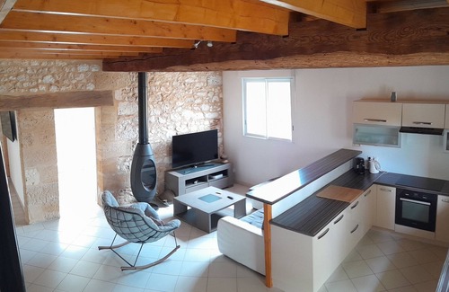 Bergerac House | Gite 8 Personnes à la Campagne de Bergerac Avec Piscine 8x4