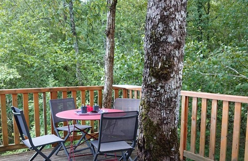 Bors de Montmoreau Cottage | Gite Bors-Bors de Montmoreau, 2 bedrooms, 4 persons