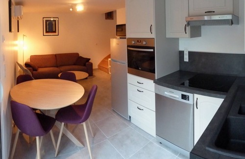 L'Isle-sur-la-Sorgue House | Gite bord de Sorgue - 4 pers - Heated indoor pool