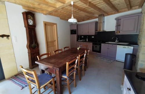 Saint-Amand-de-Coly Cottage | Gite Coly-Saint-Amand, 4 bedrooms, 8 persons