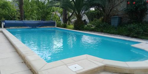 Bastanes House | Gite de 6 à 14 pers avec Piscine-Jacuzzi- Salle des fêtes