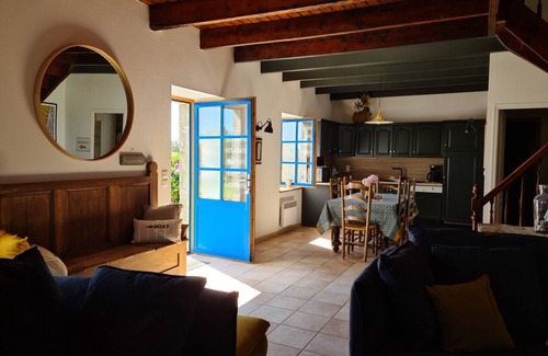 Treguennec House | GITE DE ST ALOUR, HOUSE COMBINING ANCIENT AND MODERN CHARM